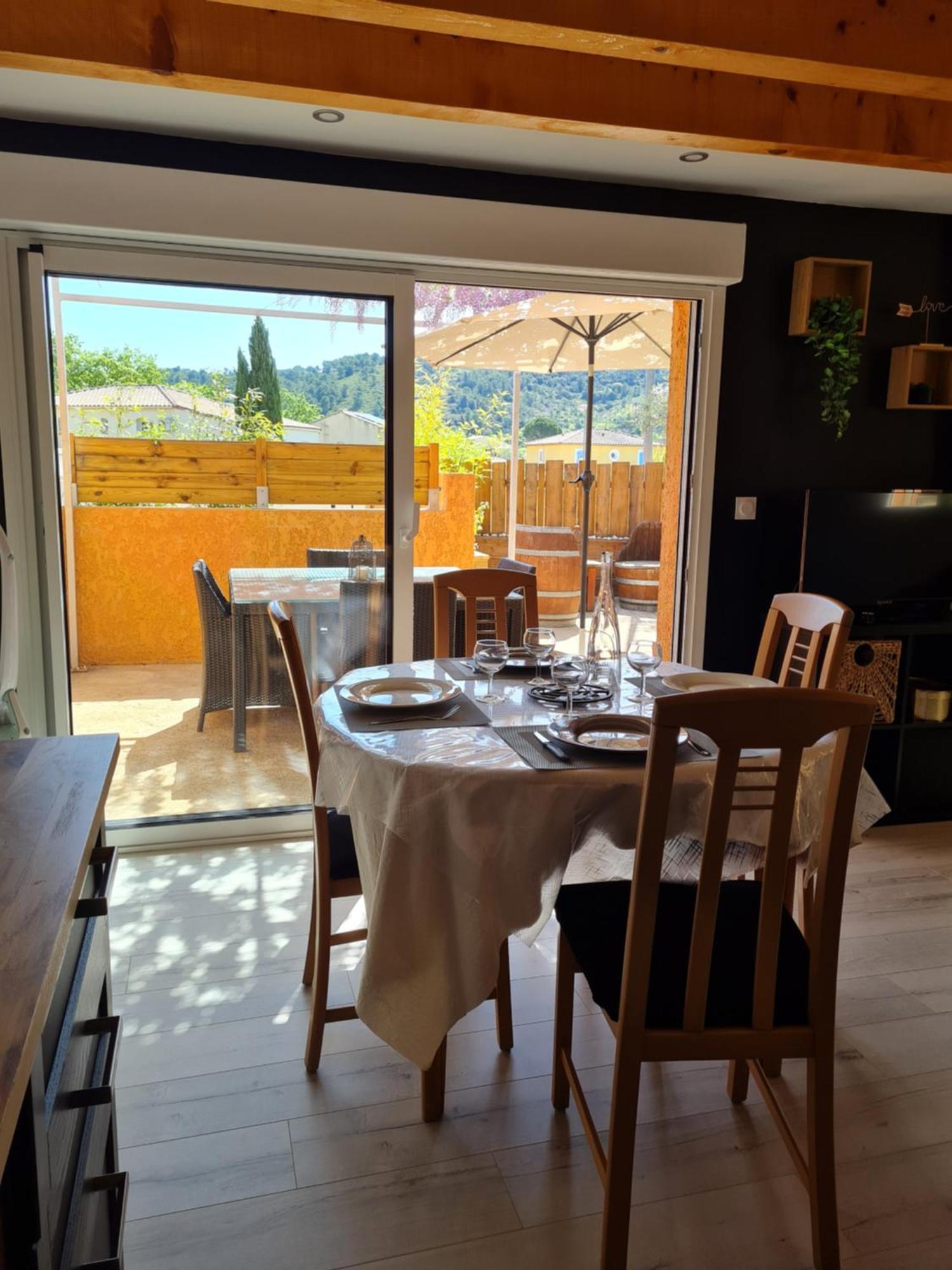 Maison Classee 2 Etoiles Proche Du Lac Du Salagou Clermont-lʼHérault Exterior foto
